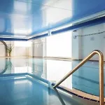 Treacys & Leisure Centre Hotel 3*