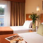 Treacys & Leisure Centre 3* Waterford