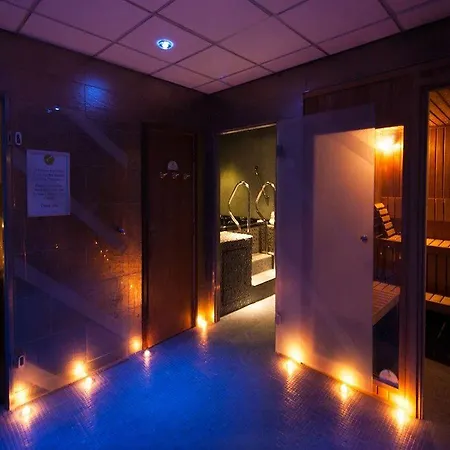 Treacys & Leisure Centre 3* Γουότερφορντ