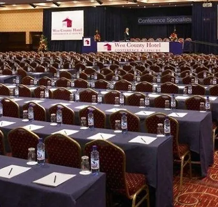 Treacys & Leisure Centre 3* Γουότερφορντ