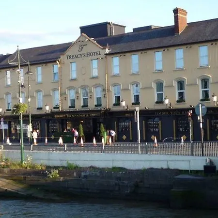 Hotel Treacys & Leisure Centre 3*