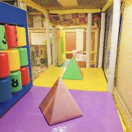 Ξενοδοχείο Treacys & Leisure Centre Γουότερφορντ