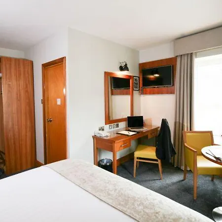 Treacys & Leisure Centre Otel Waterford