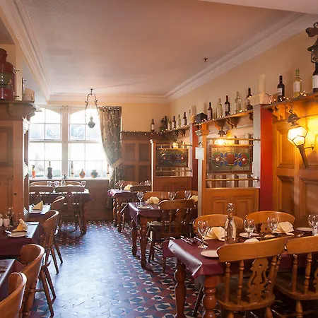 Treacys & Leisure Centre