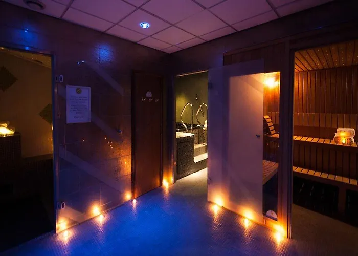 Treacys & Leisure Centre 3* Вотафорд