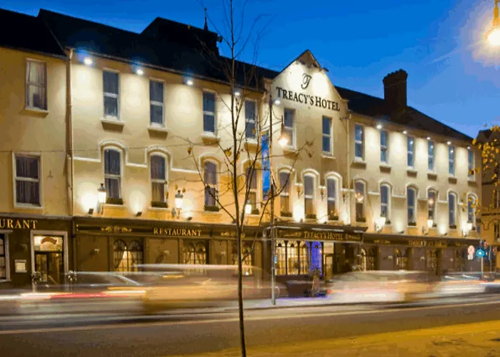 Treacys & Leisure Centre 3*