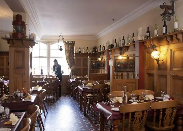 Treacys & Leisure Centre Отель